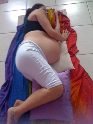 Relaxamento - Yoga pré-natal Relaxamento - Yoga pré-natal