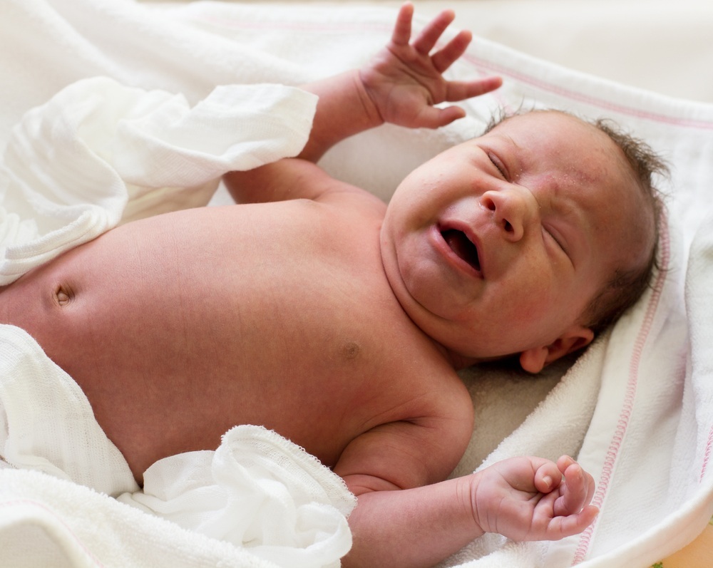 Bebê chorando - Foto: MitarArt/ShutterStock.com Bebê chorando - Foto: MitarArt/ShutterStock.com