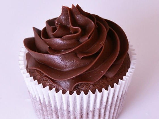 Cupcake de chocolate - Por Renata Bastos Cupcake de chocolate - Por Renata Bastos