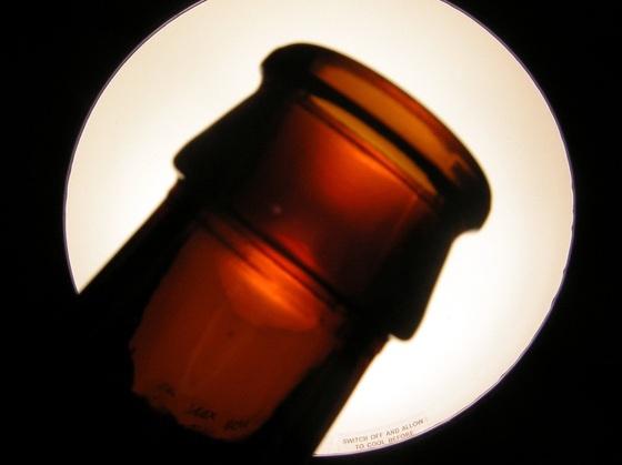 boca da garrafa de cerveja - foto: Ross Brown/FreeImages.com